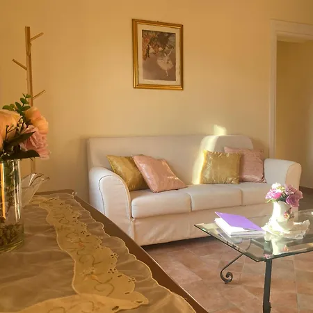 La Rosa Del Castello Apartment *